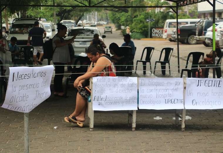 Paciente con cáncer: «Lo que para unos es burocracia, para nosotros es muerte»