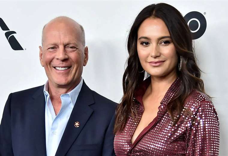 Emma Heming Willis desmiente rumores sobre la infelicidad de Bruce Willis por demencia