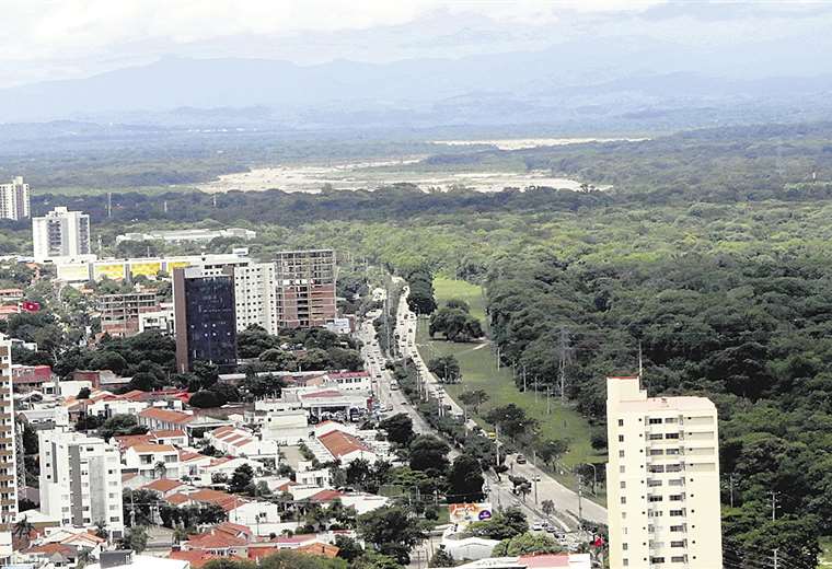 Cordón ecológico, acechado por urbanizadores y con frágiles defensivos