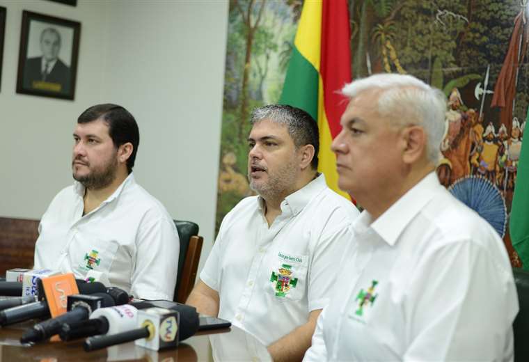 Líderes cruceños se reunirán este miércoles para concertar una agenda contra la crisis