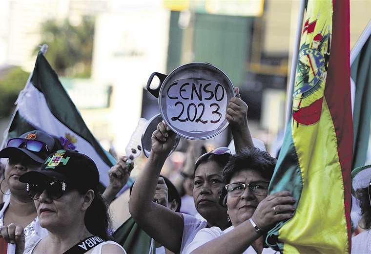 ¿Más curules para una Asamblea que gasta Bs 263 millones por año? El plan no convence