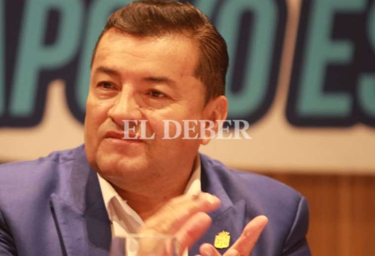 Jhonny Fernández confirma su participación en la reunión de líderes cruceños