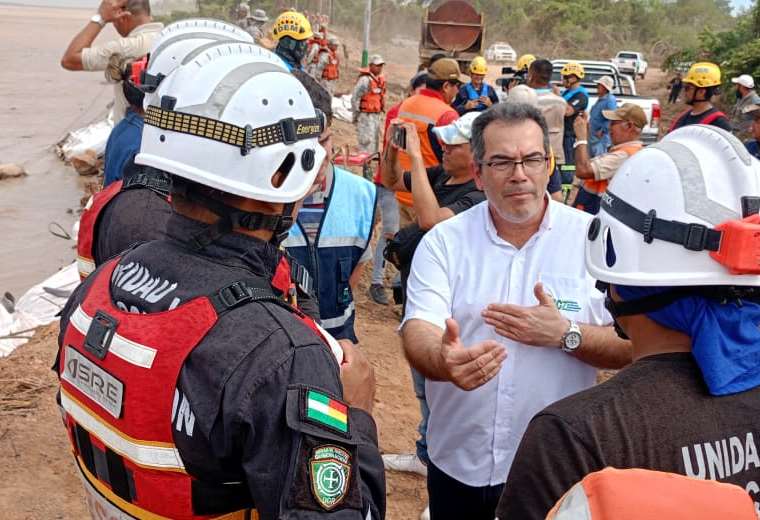 Gobernación anuncia solución para emergencia de Montero Hoyos, que incluye explosivos