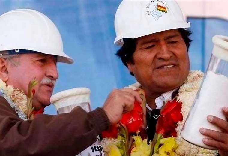 Expresidente Evo Morales y su gabinete salen en defensa del exministro Luis Alberto Echazú