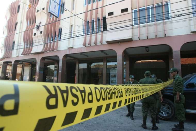 Caso terrorismo: Quintana dice que Arce apoya a “terroristas” y que en el Hotel Las Américas «se hizo lo correcto»