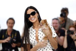 El chihuahua de Demi Moore se convierte en la ‘verdadera estrella’ del Festival de Cannes