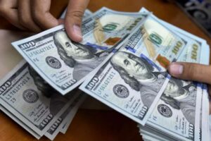 ASFI asegura que en 12 meses la Banca devolvió $us 1.000 millones al público y atribuye escasez de dólares al fortalecimiento del boliviano