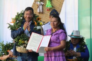 Presidente Arce entregó personería jurídica a cooperativas
agropecuarias