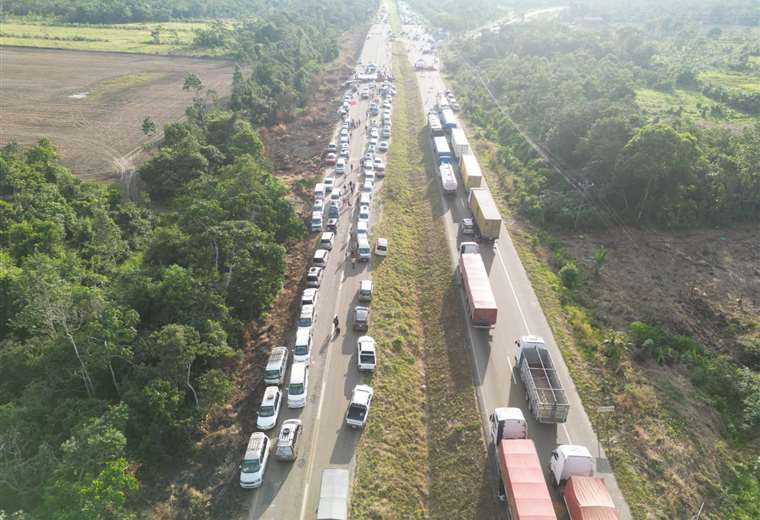 Interculturales: Huaytari tiene la llave para levantar el bloqueo de la ruta Cochabamba-Santa Cruz