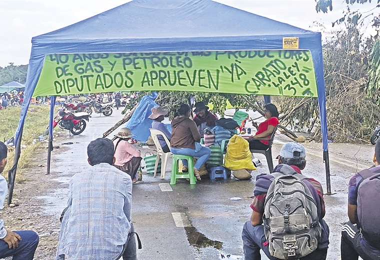 El Gobierno se halla ante tres frentes de conflicto en medio de reclamos por la “crisis”