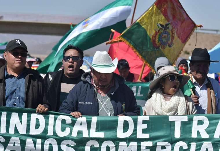 La marcha gremial se reduce de más de 700 personas a 70, pero anuncian refuerzos