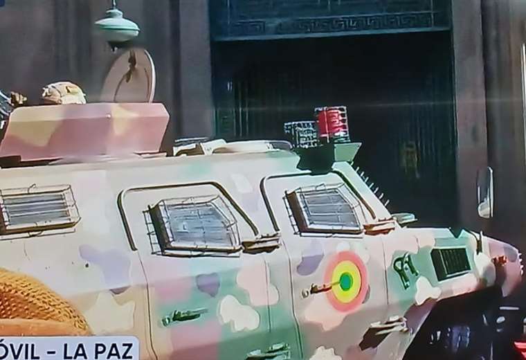 Toma del Palacio Quemado: Zúñiga, el militar más cercano al Presidente, sacó a la tropa militar, fue aprehendido y dijo que actuó por orden de Arce