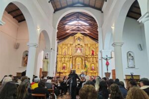 Festival TakuApu: La Orquesta de Cámara se presenta en la iglesia de Samaipata