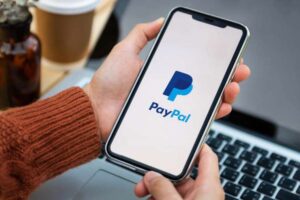 Alistan audiencia para llegada de PayPal en Bolivia, donde su uso es limitado