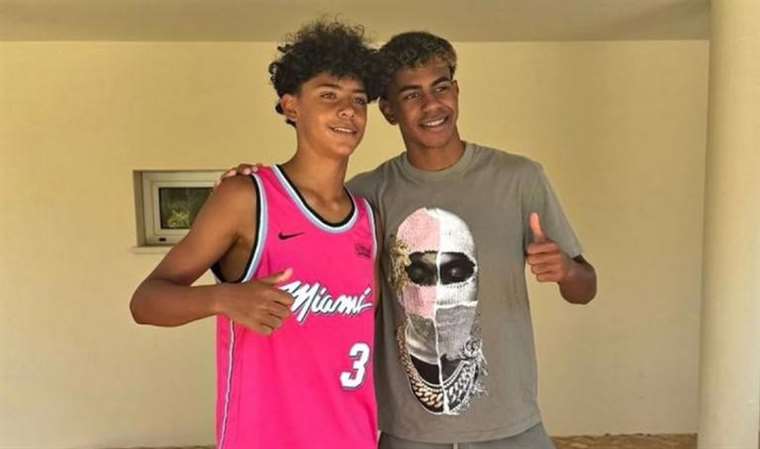 Lamine Yamal y Cristiano Ronaldo Jr rompen las redes con una foto juntos