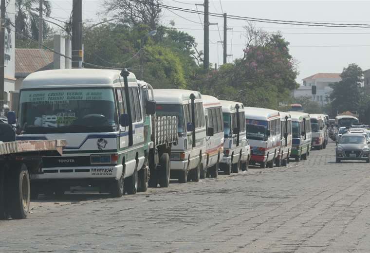 Transporte pesado denuncia que persisten los problemas de abastecimiento en el departamento