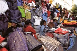 Bolivia lidera el trabajo informal con un 80,8%, según la Organización Internacional de Trabajo