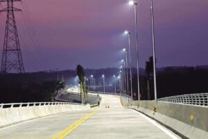 Todo listo para la apertura del puente Urubó Village