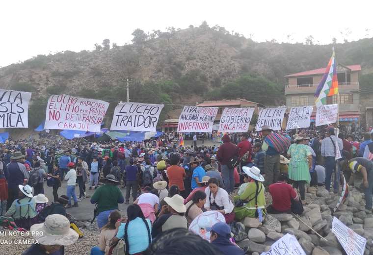 Por temor a ser acusado de ‘evista’ contrabloqueo del transporte pesado se desinfla y se declara en emergencia