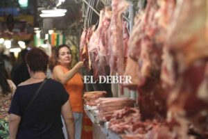 Ganaderos rechazan bloqueo de distribución de la carne, afirman que atenta contra el derecho a la alimentación