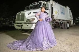 Quinceañera tuvo su sesión de fotos junto al camión recolector de basura que maneja su papá