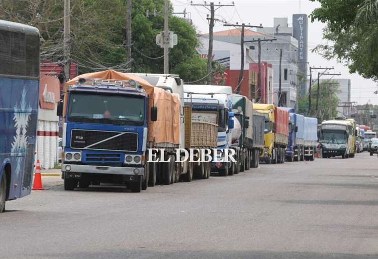 La ANH incrementa volumen para atender demanda de combustible y reducir colas en surtidores