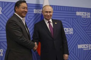 Arce pregunta a Putin si Bolivia tiene opciones de ser miembro de pleno derecho de BRICS