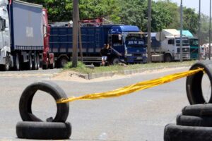 Gobierno libera importación de diésel y gasolina tras bloqueo del transporte