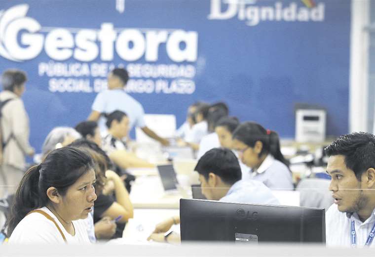 Gestora Pública afirma que pensiones crecieron $us 3.400 millones de mayo del 2023 a octubre de este año