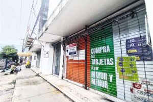 Empresas de giros reducen número de locales por escasez de dólares