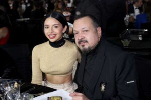 Pepe Aguilar habla sobre los señalamientos de que paga para que su hija Ángela esté en todos los eventos