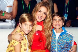 Afirman que los hijos de Shakira aún no saben que Clara Chía es novia de su papá