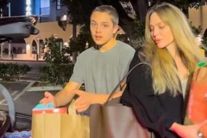 Angelina Jolie y su hijo Knox ayudan a los afectados por los incendios en California