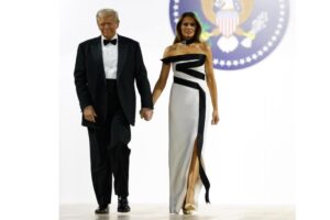 Los Trump, vistieron de blanco y negro en un primer baile con tintes patriotas Washington